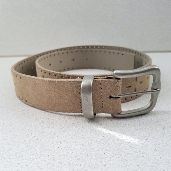 1980's New York & Comapny Wide Tan Suede Belt - Picture 3 of 7
